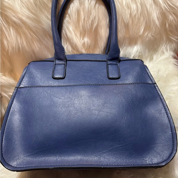 London Fog Elegant Blue Handbag - Picture 3 of 11